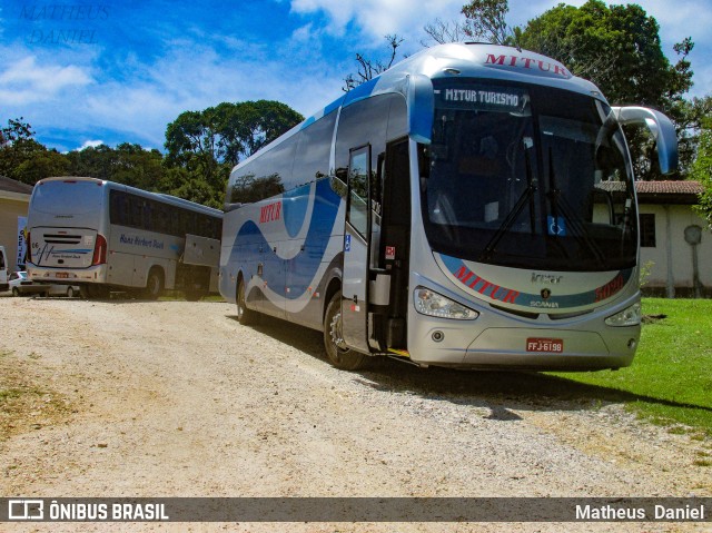 Mitur Turismo e Transportadora Turística 5020 na cidade de Curitiba, Paraná, Brasil, por Matheus  Daniel. Número da foto: #7249117.