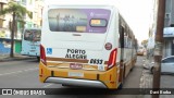 Companhia Carris Porto-Alegrense 0833 na cidade de Porto Alegre, Rio Grande do Sul, Brasil, por Davi Borba. Número da foto: #7248394.