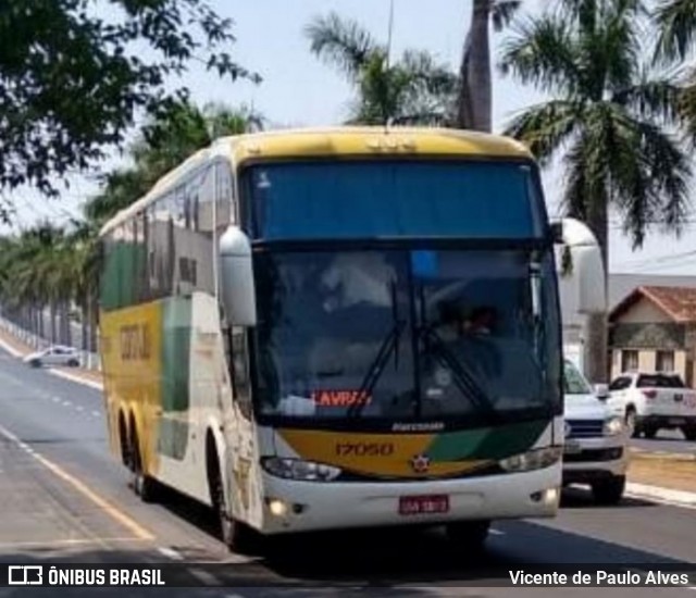 Empresa Gontijo de Transportes 17050 na cidade de Ibiá, Minas Gerais, Brasil, por Vicente de Paulo Alves. Número da foto: #7196664.