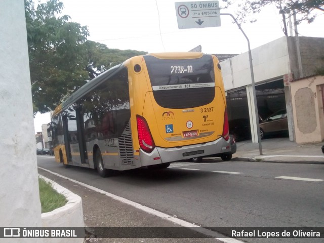 Viação Metrópole Paulista - Zona Leste 3 2137 na cidade de São Paulo, São Paulo, Brasil, por Rafael Lopes de Oliveira. Número da foto: #7250710.