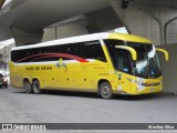 Ouro de Minas Transportes e Turismo 1302 na cidade de Belo Horizonte, Minas Gerais, Brasil, por Weslley Silva. ID da foto: :id.