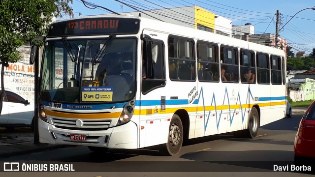 Trevo Transportes Coletivos 1030 na cidade de Porto Alegre, Rio Grande do Sul, Brasil, por Davi Borba. Número da foto: #7254233.