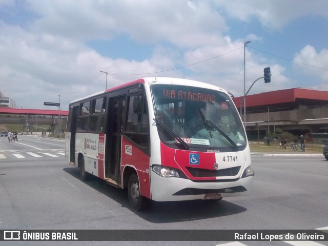 Pêssego Transportes 4 7741 na cidade de São Paulo, São Paulo, Brasil, por Rafael Lopes de Oliveira. ID da foto: 7256711.