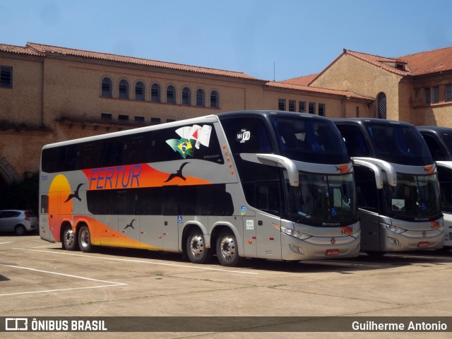 Fertur Turismo 3030 na cidade de Araxá, Minas Gerais, Brasil, por Guilherme Antonio. Número da foto: #7256792.