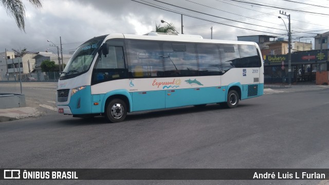 Expressul - Londpart S.A Transportes Urbanos 2001 na cidade de Balneário Camboriú, Santa Catarina, Brasil, por André Luis L Furlan. Número da foto: #7259863.