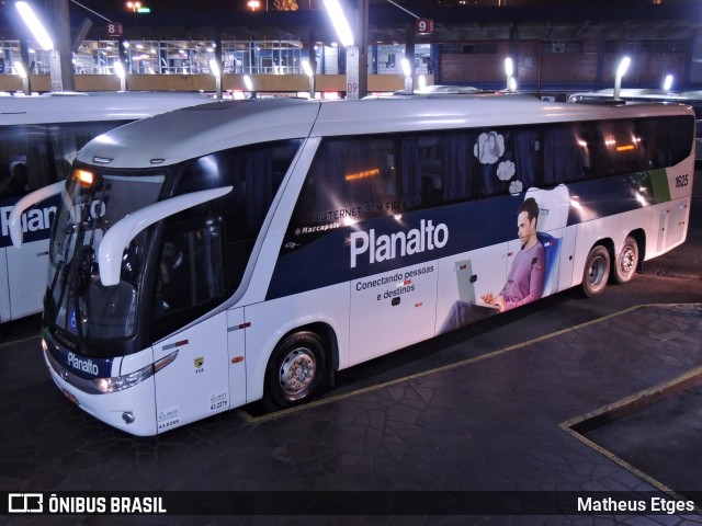 Planalto Transportes 1625 na cidade de Porto Alegre, Rio Grande do Sul, Brasil, por Matheus Etges. Número da foto: #7260202.