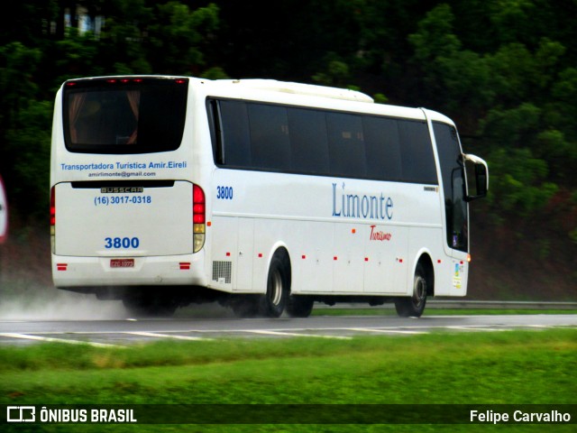 Limonte Turismo 3800 na cidade de Atibaia, São Paulo, Brasil, por Felipe Carvalho. ID da foto: 7265089.