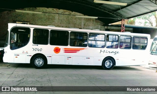 Viação Mirage 7040 na cidade de Itapira, São Paulo, Brasil, por Ricardo Luciano. ID da foto: 7262368.