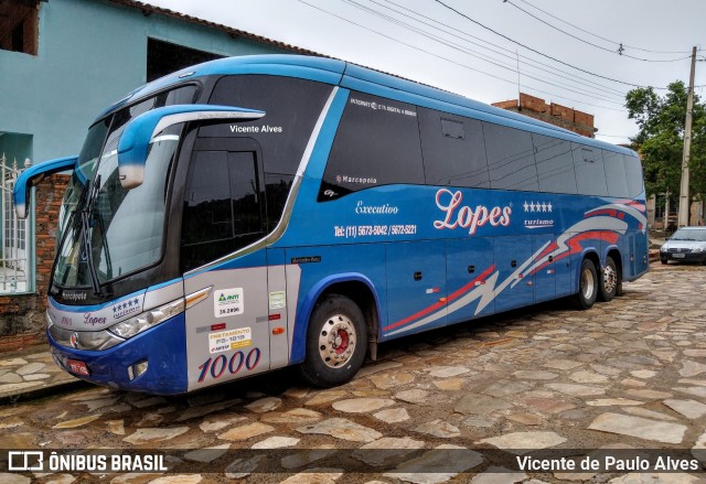 Lopes Turismo 1000 na cidade de São Thomé das Letras, Minas Gerais, Brasil, por Vicente de Paulo Alves. Número da foto: #7263609.