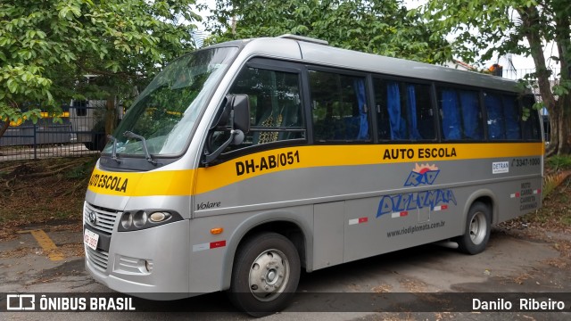 Auto Escola Rio Diplomata DH-AB/051 na cidade de Volta Redonda, Rio de Janeiro, Brasil, por Danilo  Ribeiro. Número da foto: #7266791.