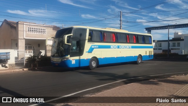 Viação Novo Horizonte 1004511 na cidade de Barra da Estiva, Bahia, Brasil, por Flávio  Santos. ID da foto: 7266646.