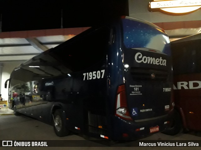 Viação Cometa 719507 na cidade de São Sebastião da Bela Vista, Minas Gerais, Brasil, por Marcus Vinicius Lara Silva. ID da foto: 7265714.