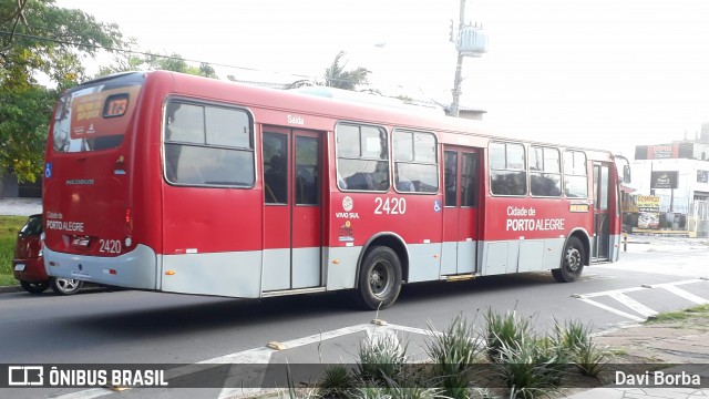 Trevo Transportes Coletivos 2420 na cidade de Porto Alegre, Rio Grande do Sul, Brasil, por Davi Borba. Número da foto: #7271603.