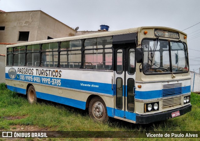 Ônibus Particulares 0354 na cidade de São Thomé das Letras, Minas Gerais, Brasil, por Vicente de Paulo Alves. ID da foto: 7268634.