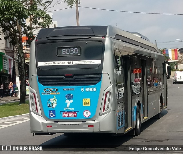 Transwolff Transportes e Turismo 6 6908 na cidade de São Paulo, São Paulo, Brasil, por Felipe Goncalves do Vale. ID da foto: 7269600.