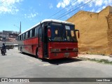 Ônibus Particulares 0719 na cidade de Caruaru, Pernambuco, Brasil, por Leon Oliver. Número da foto: #7270271.