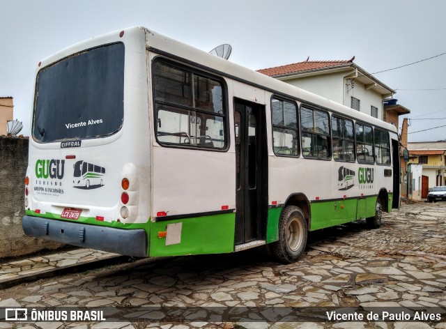 Ônibus Particulares 2479 na cidade de São Thomé das Letras, Minas Gerais, Brasil, por Vicente de Paulo Alves. ID da foto: 7272225.