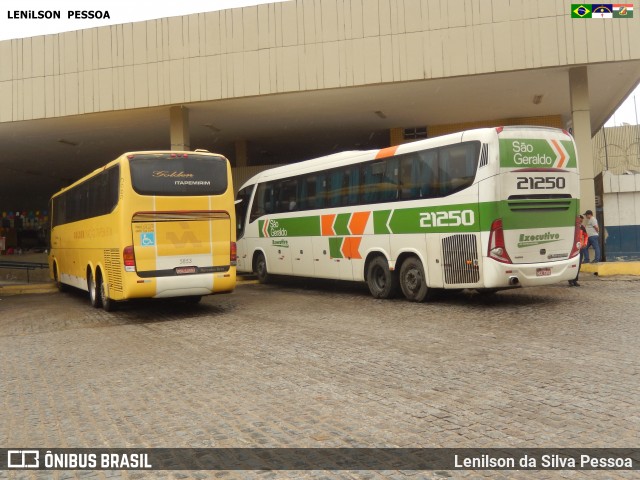 Viação Itapemirim 5853 na cidade de Caruaru, Pernambuco, Brasil, por Lenilson da Silva Pessoa. ID da foto: 7279360.