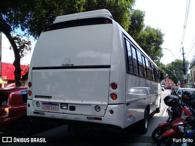 Ônibus Particulares PHQ7C45 na cidade de Manaus, Amazonas, Brasil, por Yuri Brito. Número da foto: #7277313.