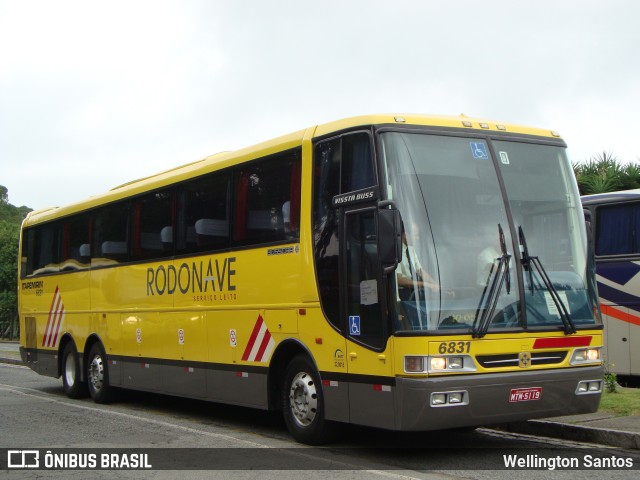 Viação Itapemirim 6831 na cidade de Curitiba, Paraná, Brasil, por Wellington Santos. Número da foto: #7203758.