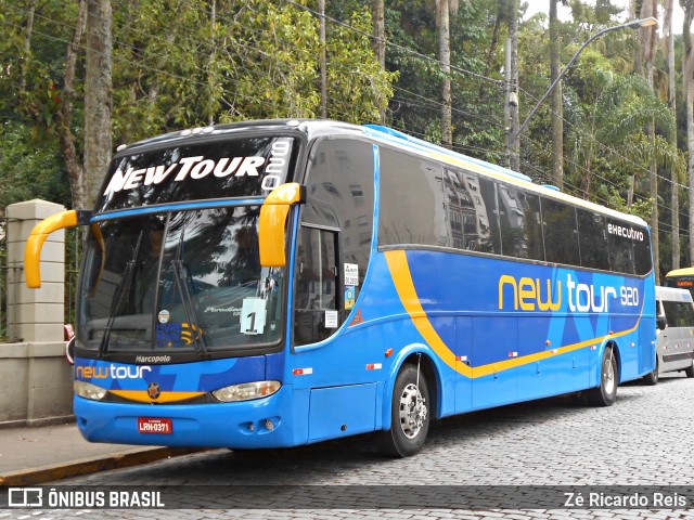 New Tour Turismo 920 na cidade de Petrópolis, Rio de Janeiro, Brasil, por Zé Ricardo Reis. ID da foto: 7204818.