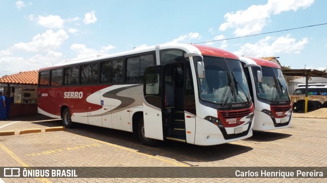 Viação Serro 32219 na cidade de Belo Horizonte, Minas Gerais, Brasil, por Carlos Henrique Pereira. Número da foto: #7204504.