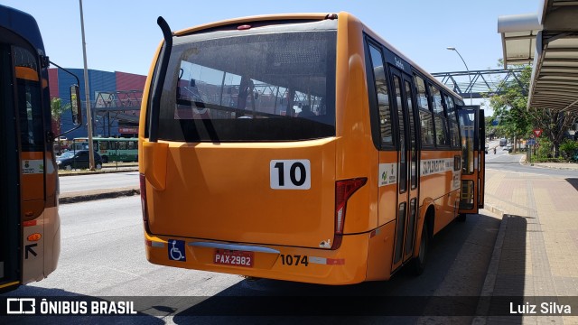 Transporte Suplementar de Belo Horizonte 1074 na cidade de Belo Horizonte, Minas Gerais, Brasil, por Luiz Silva. Número da foto: #7209629.