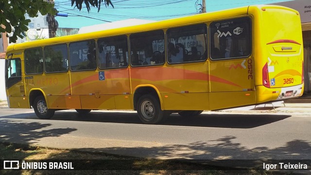 Via Metro Transportes Urbanos 3250 na cidade de Ilhéus, Bahia, Brasil, por Igor Teixeira. Número da foto: #7210964.