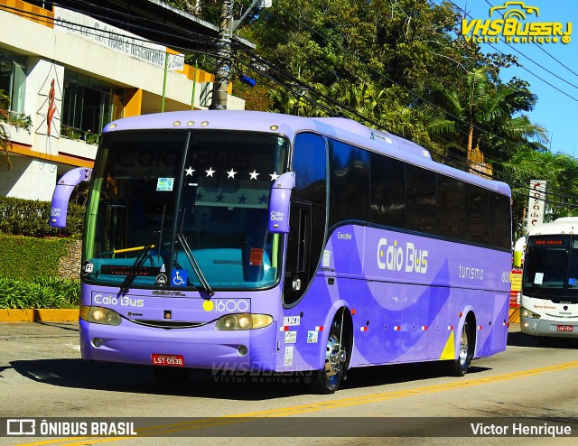 Caio Bus 1600 na cidade de Petrópolis, Rio de Janeiro, Brasil, por Victor Henrique. ID da foto: 7210632.