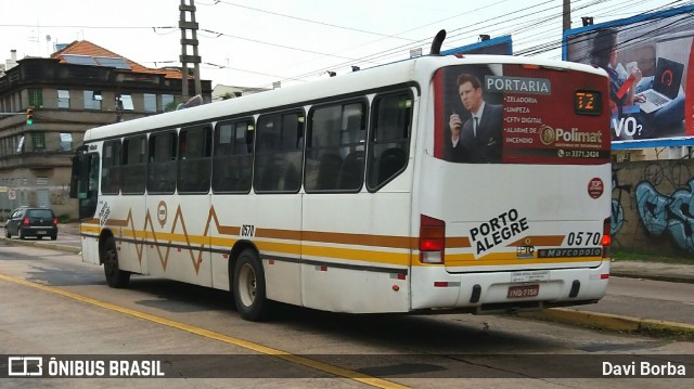 Companhia Carris Porto-Alegrense 0570 na cidade de Porto Alegre, Rio Grande do Sul, Brasil, por Davi Borba. Número da foto: #7213739.