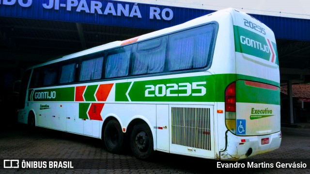 Empresa Gontijo de Transportes 20235 na cidade de Ji-Paraná, Rondônia, Brasil, por Evandro Martins Gervásio. ID da foto: 7211851.