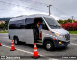 Ônibus Particulares RJ 548.012 na cidade de Maricá, Rio de Janeiro, Brasil, por Cristian Matheus. Número da foto: #7211103.