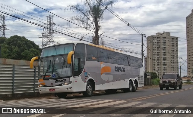 Espaço Transportes e Turismo 9201 na cidade de Araxá, Minas Gerais, Brasil, por Guilherme Antonio. ID da foto: 7214915.