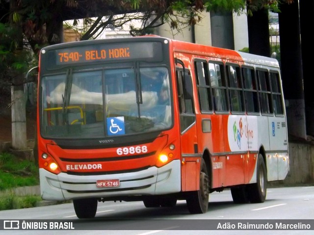 Viação Santa Edwiges 69868 na cidade de Belo Horizonte, Minas Gerais, Brasil, por Adão Raimundo Marcelino. Número da foto: #7216184.