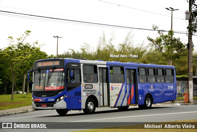 BBTT - Benfica Barueri Transporte e Turismo 27.629 na cidade de Barueri, São Paulo, Brasil, por Michael  Alberto Vieira. Número da foto: #7218170.