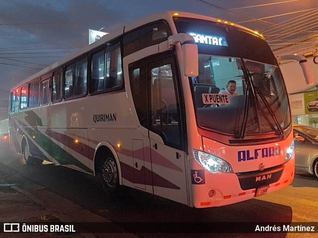 Alfaro QUIRIMáN na cidade de La Uruca, San José, San José, Costa Rica, por Andrés Martínez Rodríguez. Número da foto: #7283811.