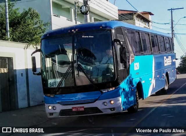 Exdil - Expresso Divinopolitano 820 na cidade de Itaúna, Minas Gerais, Brasil, por Vicente de Paulo Alves. ID da foto: 7283865.