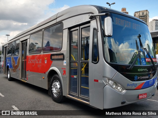 BBTT - Benfica Barueri Transporte e Turismo 5877 na cidade de São Paulo, São Paulo, Brasil, por Matheus Mota Rosa da Silva. ID da foto: 7314519.