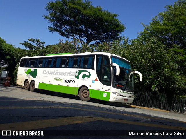 Viação Continental de Transportes 1069 na cidade de São Paulo, São Paulo, Brasil, por Marcus Vinicius Lara Silva. ID da foto: 7312843.