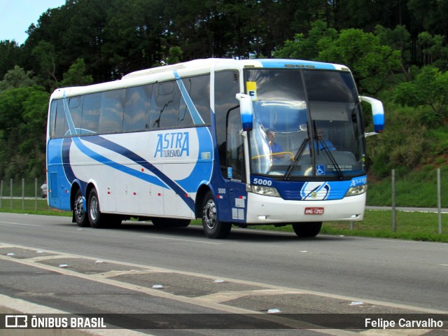 Astra Turismo 5000 na cidade de Atibaia, São Paulo, Brasil, por Felipe Carvalho. Número da foto: #7317269.