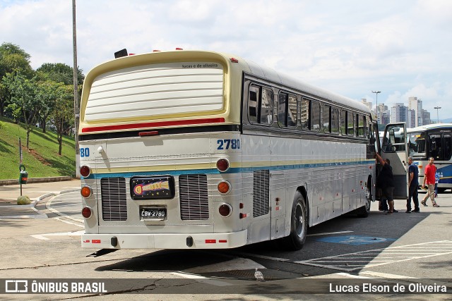 Ônibus Particulares 2780 na cidade de São Paulo, São Paulo, Brasil, por Lucas Elson de Oliveira. Número da foto: #7317235.