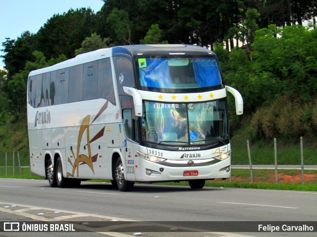 Viação Araujo 30330 na cidade de Atibaia, São Paulo, Brasil, por Felipe Carvalho. Número da foto: #7317384.