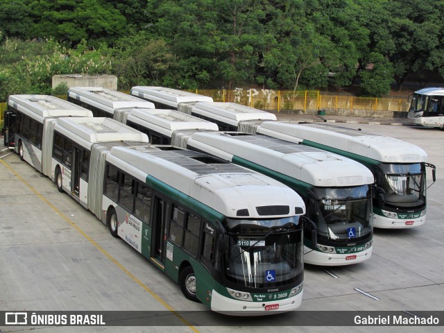 Via Sudeste Transportes S.A. 5 3609 na cidade de São Paulo, São Paulo, Brasil, por Gabriel Machado. ID da foto: 7322655.