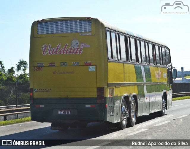Valdani Turismo 3280 na cidade de Santa Isabel, São Paulo, Brasil, por Rudnei Aparecido da Silva. Número da foto: #7325961.