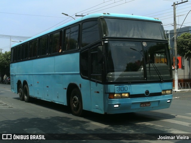 Ônibus Particulares 300 na cidade de Curvelo, Minas Gerais, Brasil, por Josimar Vieira. ID da foto: 7325929.