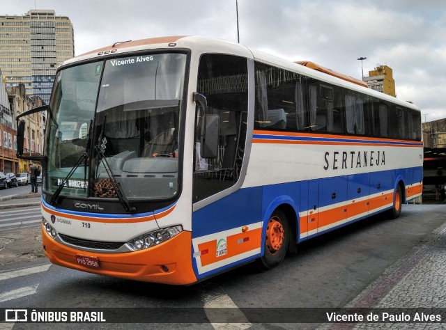 Viação Sertaneja 710 na cidade de Belo Horizonte, Minas Gerais, Brasil, por Vicente de Paulo Alves. Número da foto: #7329309.