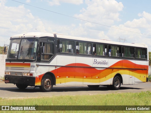 Bonitão Viagem e Turismo 5700 na cidade de Teresina, Piauí, Brasil, por Lucas Gabriel. ID da foto: 7328979.