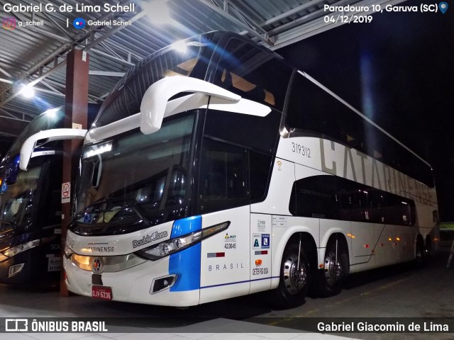 Auto Viação Catarinense 319312 na cidade de Garuva, Santa Catarina, Brasil, por Gabriel Giacomin de Lima. Número da foto: #7332185.