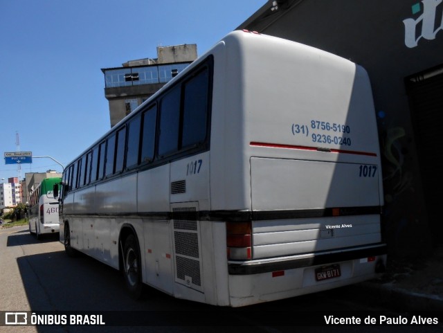 Ônibus Particulares 1017 na cidade de Belo Horizonte, Minas Gerais, Brasil, por Vicente de Paulo Alves. ID da foto: 7332791.