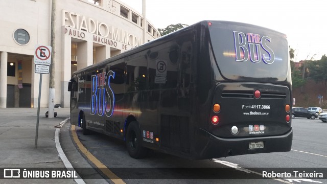 Ônibus Particulares The Bus na cidade de São Paulo, São Paulo, Brasil, por Roberto Teixeira. ID da foto: 7335655.